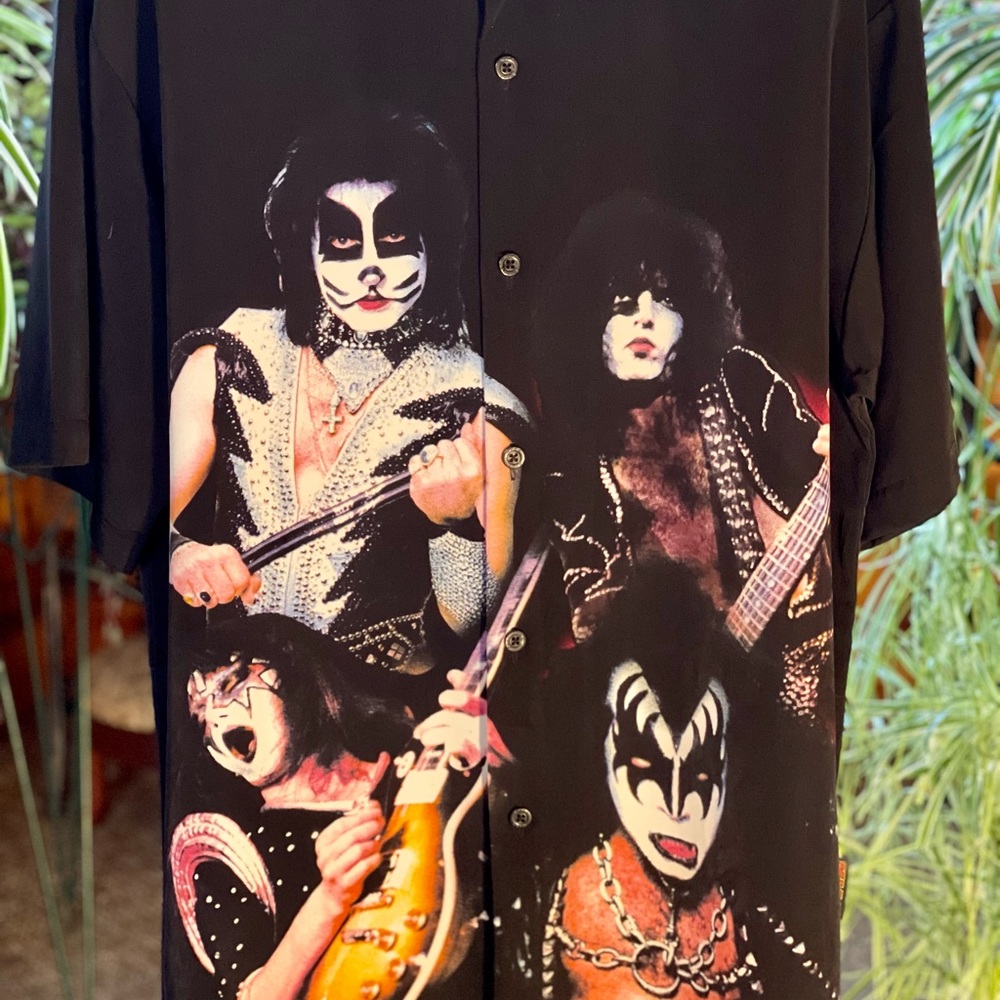 KISS Rare, Vintage, Circa, 2002 Men’s Band Button-Down Shirt, XL - Picture 5 of 13